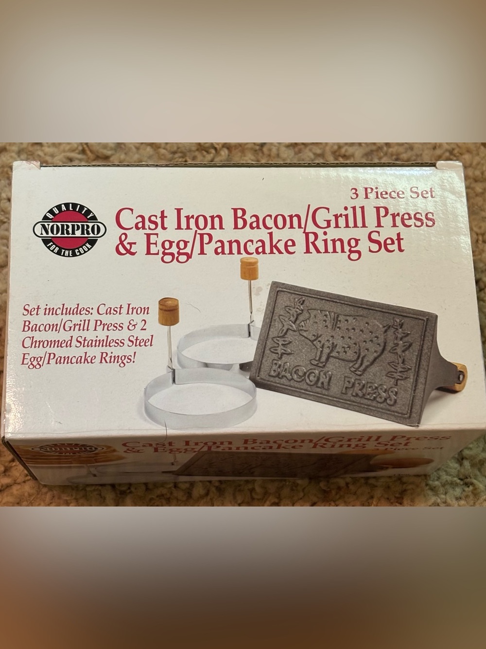 Cast Iron Bacon Press & Egg/Pancake Ring Set - Pig Themed
